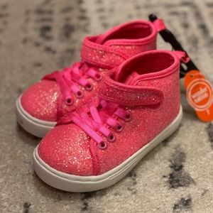 Toddler size 7 new with tag Wonder Nation Tennis Shoes